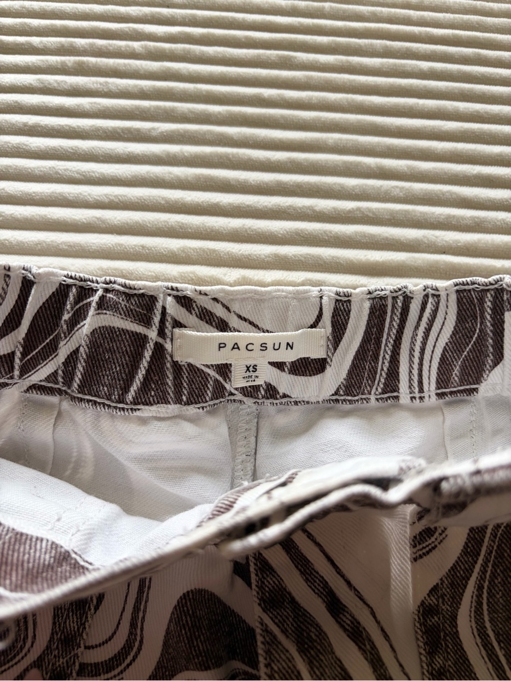 Discontinued PacSun Abstract Denim Shorts Size XS